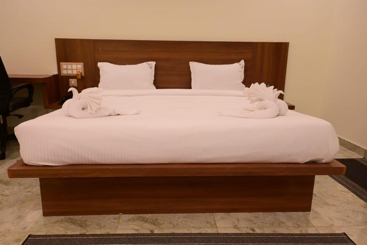 Kcg Residency Hotel ไมซอร์ ภายนอก รูปภาพ