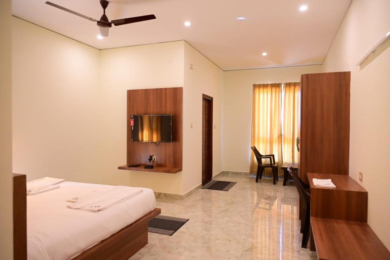 Kcg Residency Hotel ไมซอร์ ภายนอก รูปภาพ