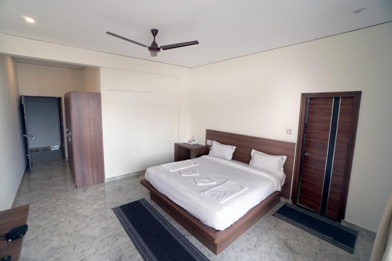 Kcg Residency Hotel ไมซอร์ ภายนอก รูปภาพ