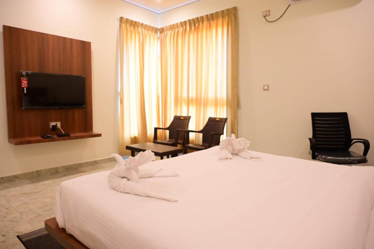 Kcg Residency Hotel ไมซอร์ ภายนอก รูปภาพ