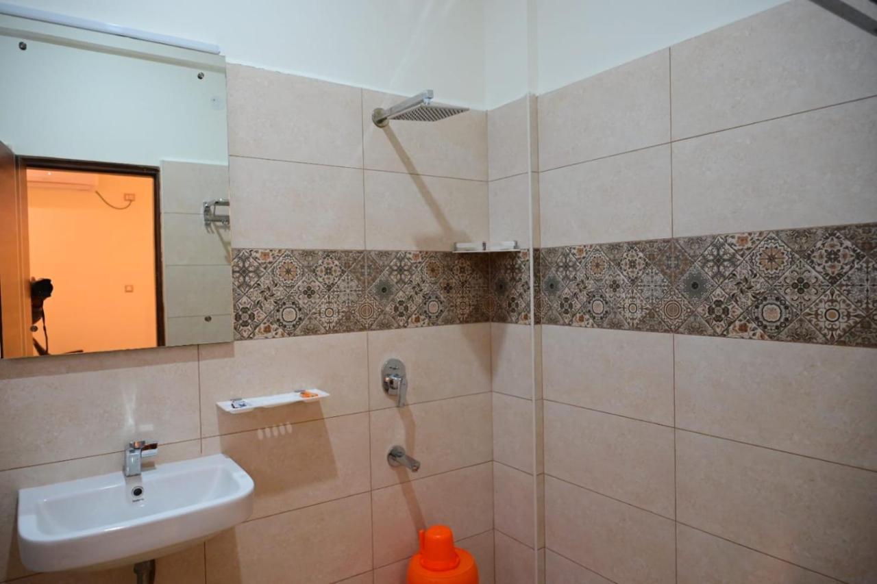 Kcg Residency Hotel ไมซอร์ ภายนอก รูปภาพ