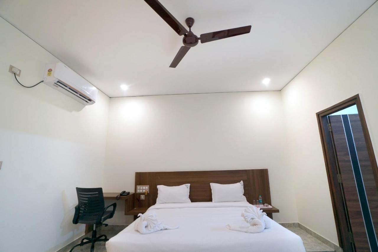 Kcg Residency Hotel ไมซอร์ ภายนอก รูปภาพ