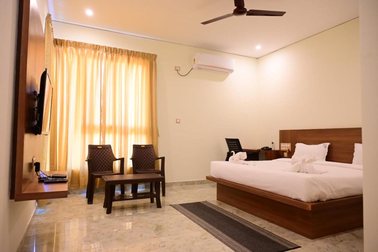 Kcg Residency Hotel ไมซอร์ ภายนอก รูปภาพ