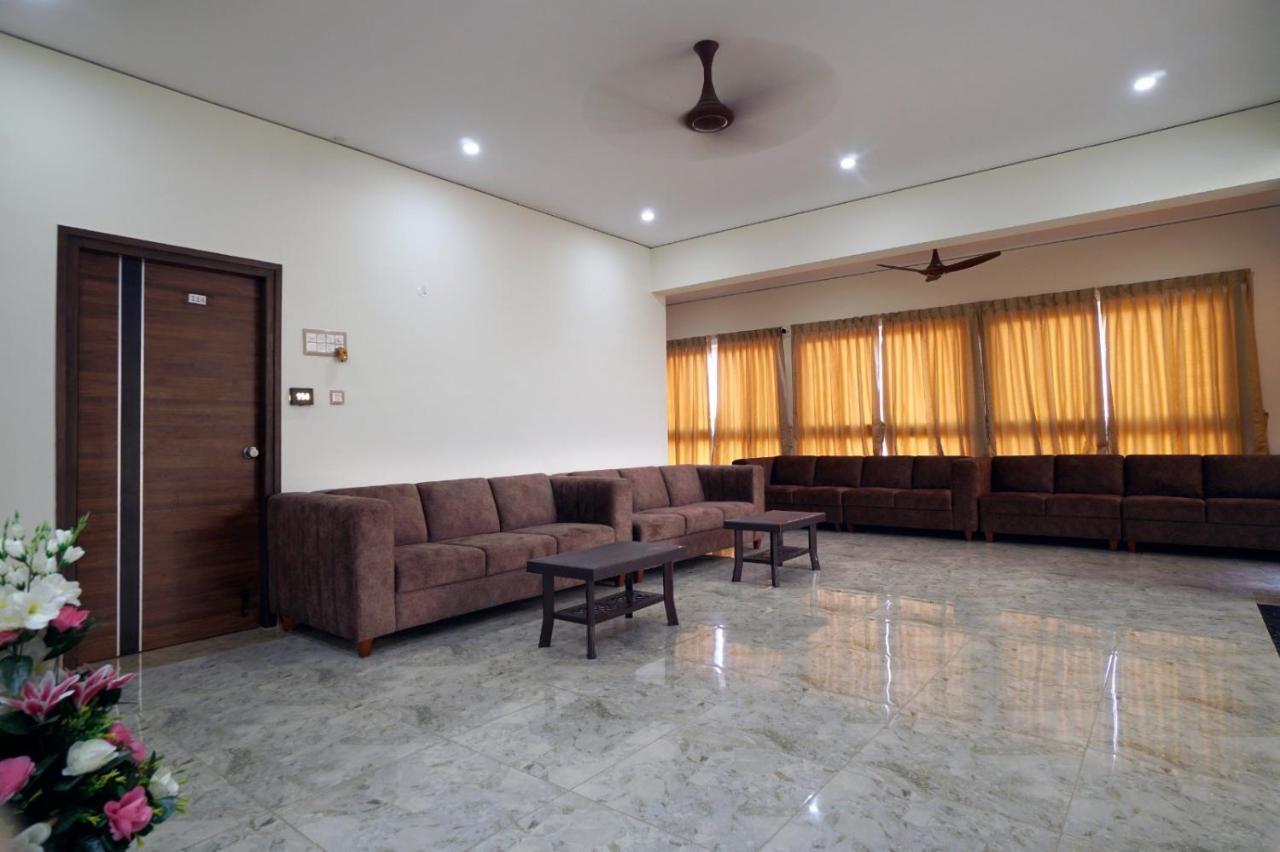 Kcg Residency Hotel ไมซอร์ ภายนอก รูปภาพ