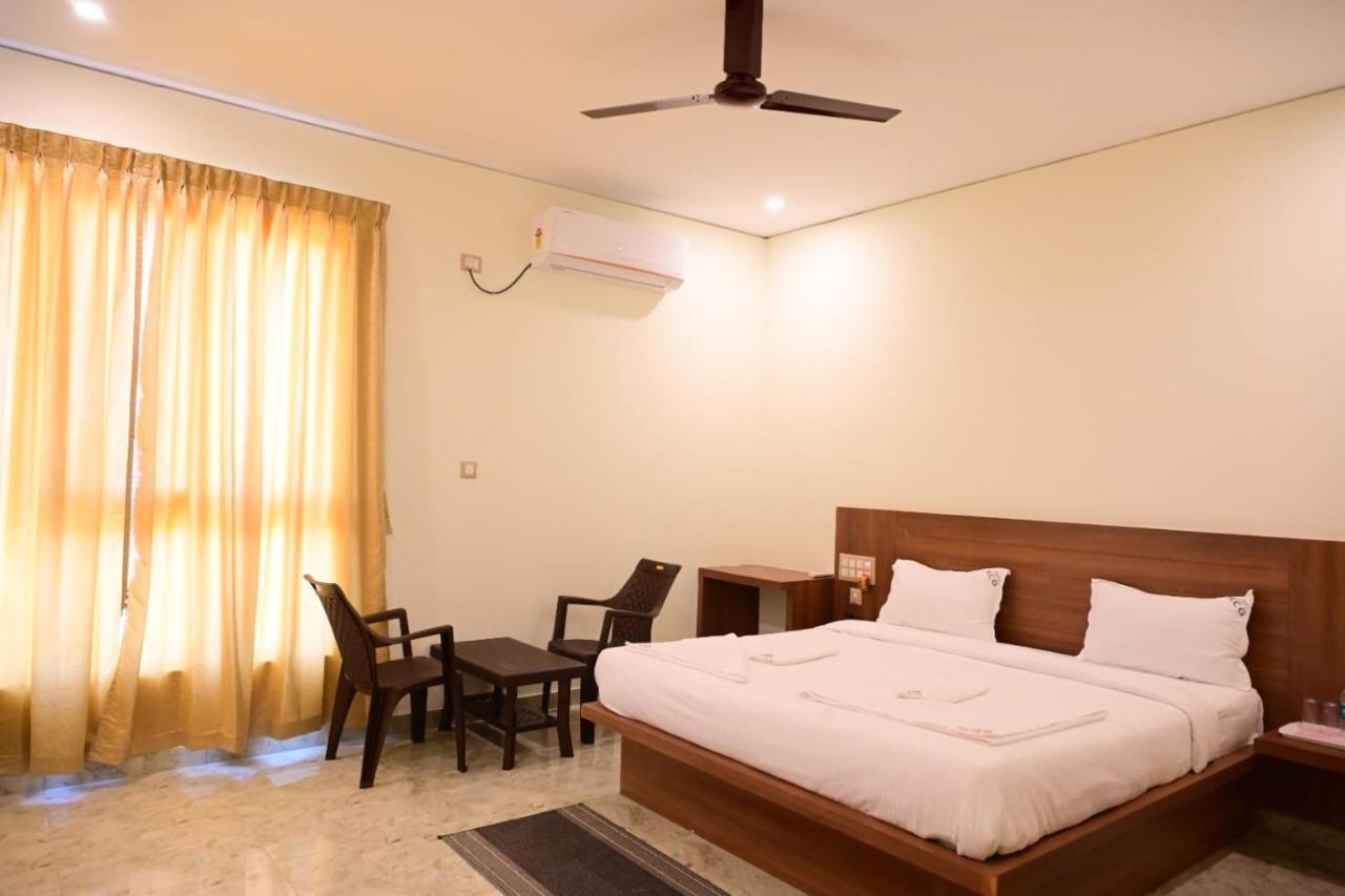Kcg Residency Hotel ไมซอร์ ภายนอก รูปภาพ