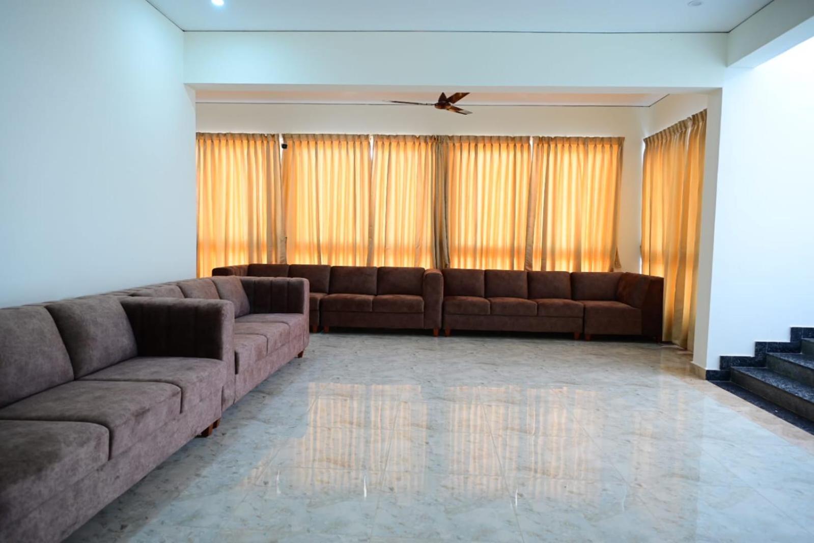 Kcg Residency Hotel ไมซอร์ ภายนอก รูปภาพ