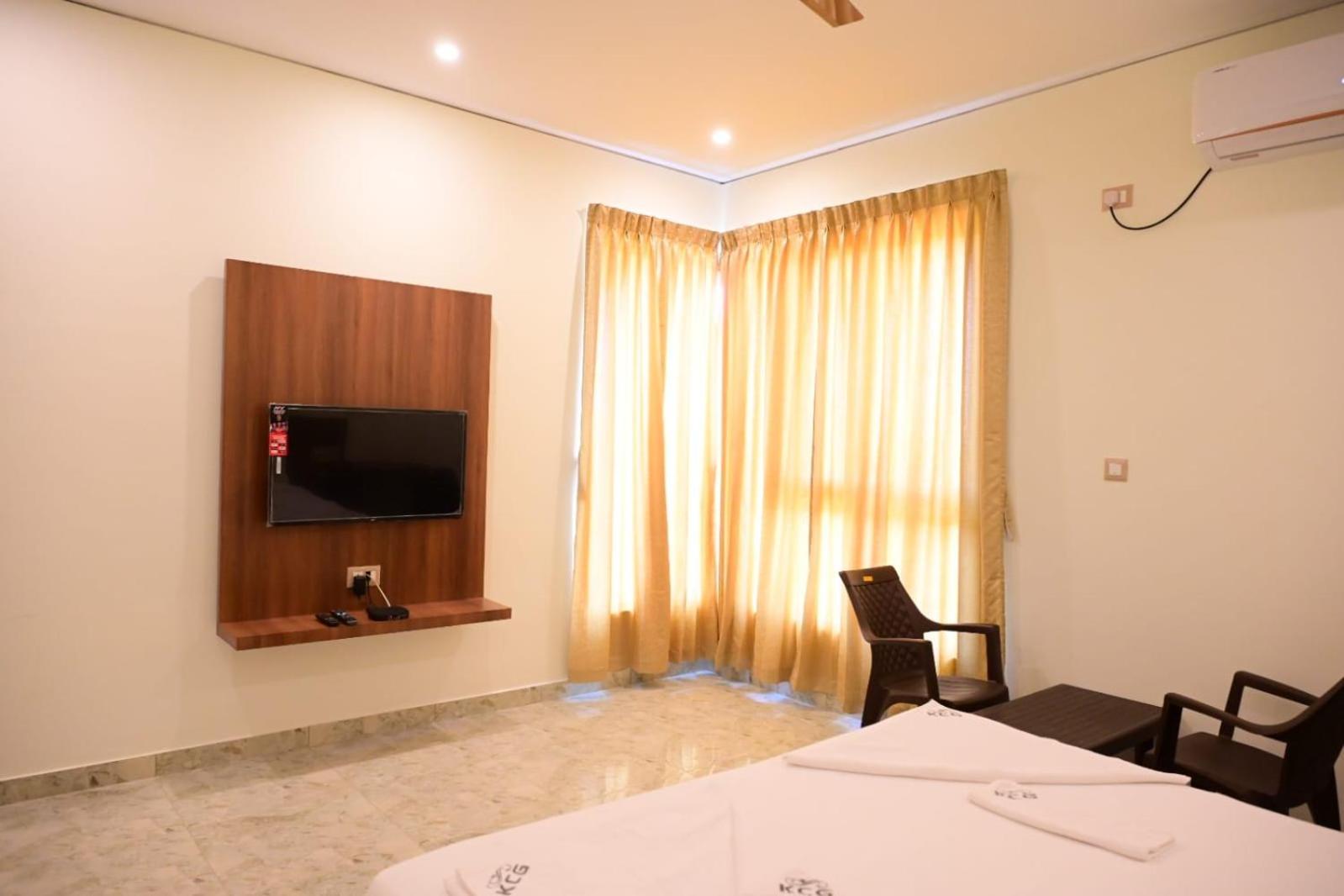 Kcg Residency Hotel ไมซอร์ ภายนอก รูปภาพ