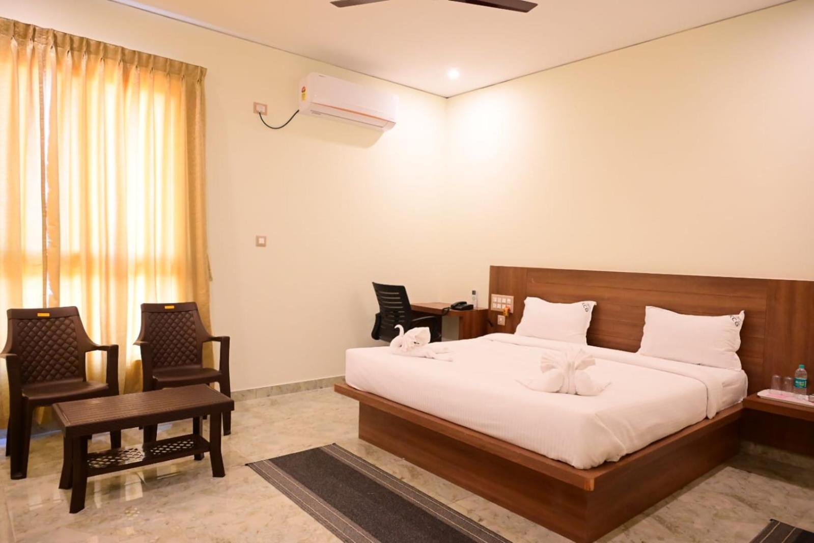 Kcg Residency Hotel ไมซอร์ ภายนอก รูปภาพ