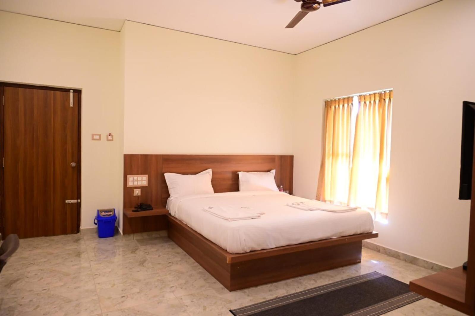 Kcg Residency Hotel ไมซอร์ ภายนอก รูปภาพ