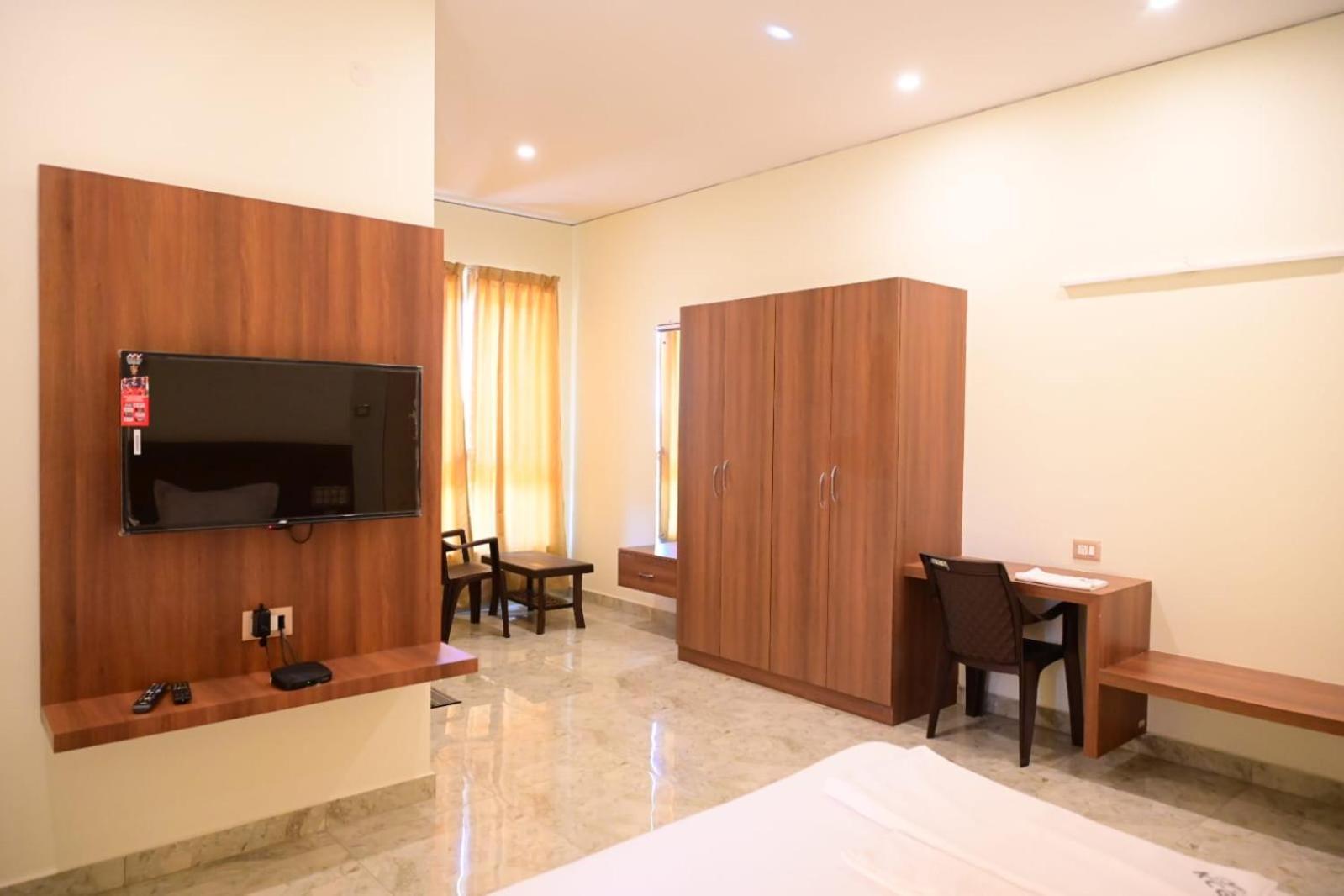 Kcg Residency Hotel ไมซอร์ ภายนอก รูปภาพ